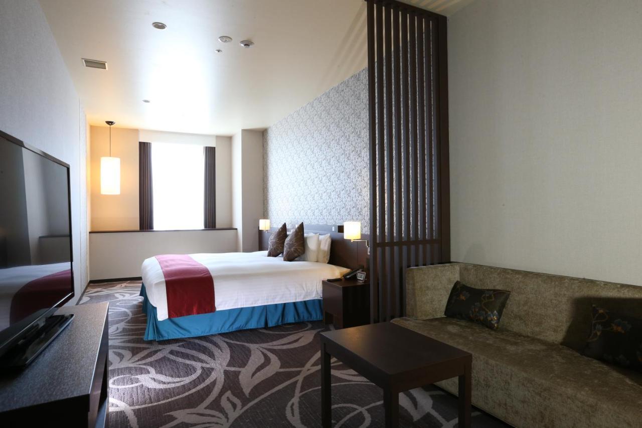 Quintessa Hotel Osaka Bay Bagian luar foto