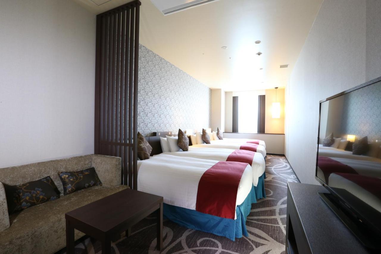 Quintessa Hotel Osaka Bay Bagian luar foto